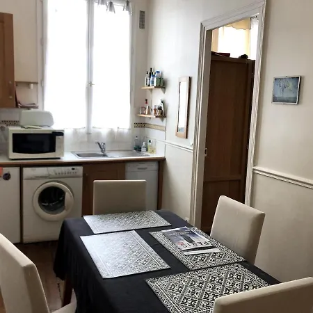Au Coeur Du Marais Parigi
